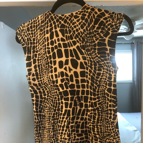 Top - Picture 3 of 3